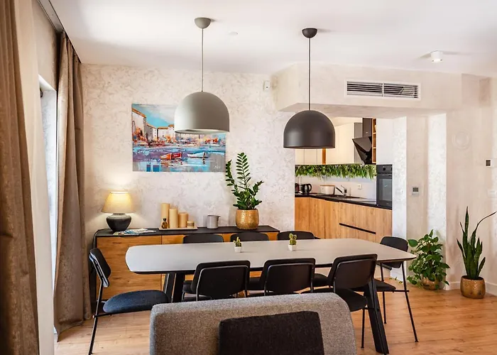 דירה The Luxury Nest - Private Heated Pool