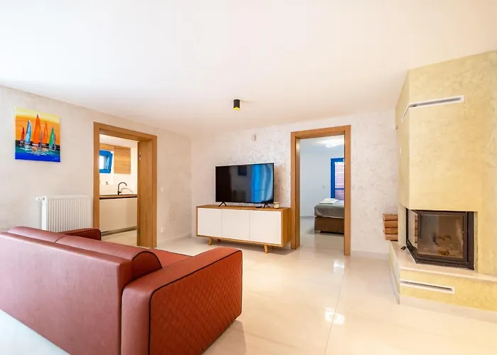 דירה The Luxury Nest - Private Heated Pool