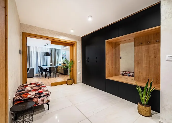 The Luxury Nest - Private Heated Pool זאדאר