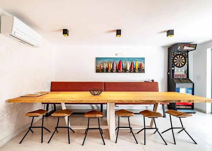 דירה The Luxury Nest - Private Heated Pool זאדאר