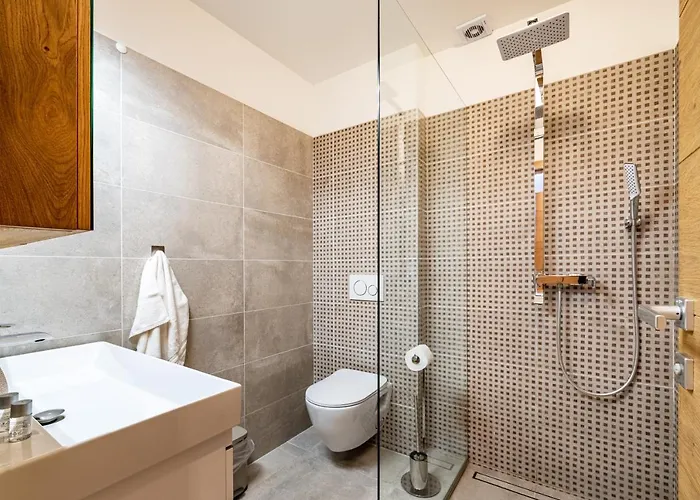 דירה The Luxury Nest - Private Heated Pool