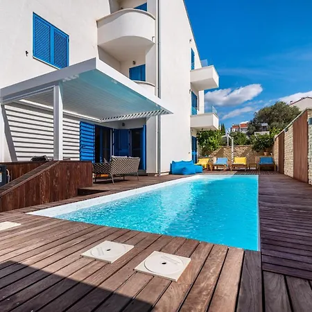 The Luxury Nest - Private Heated Pool Zadar
