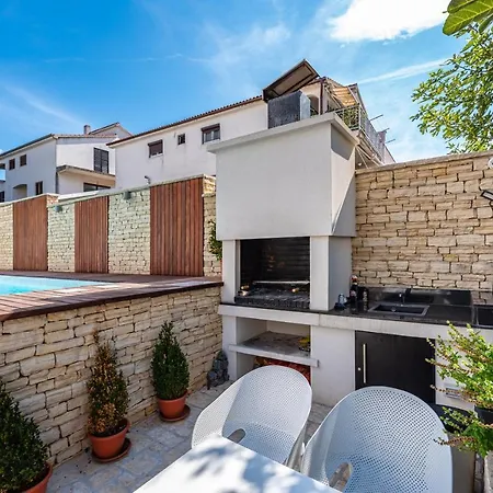 The Luxury Nest - Private Heated Pool * Zadar