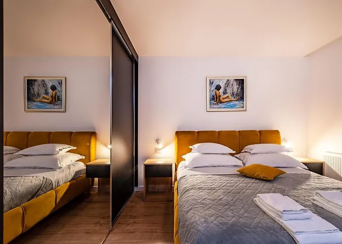 Apartman The Luxury Nest - Private Heated Pool *